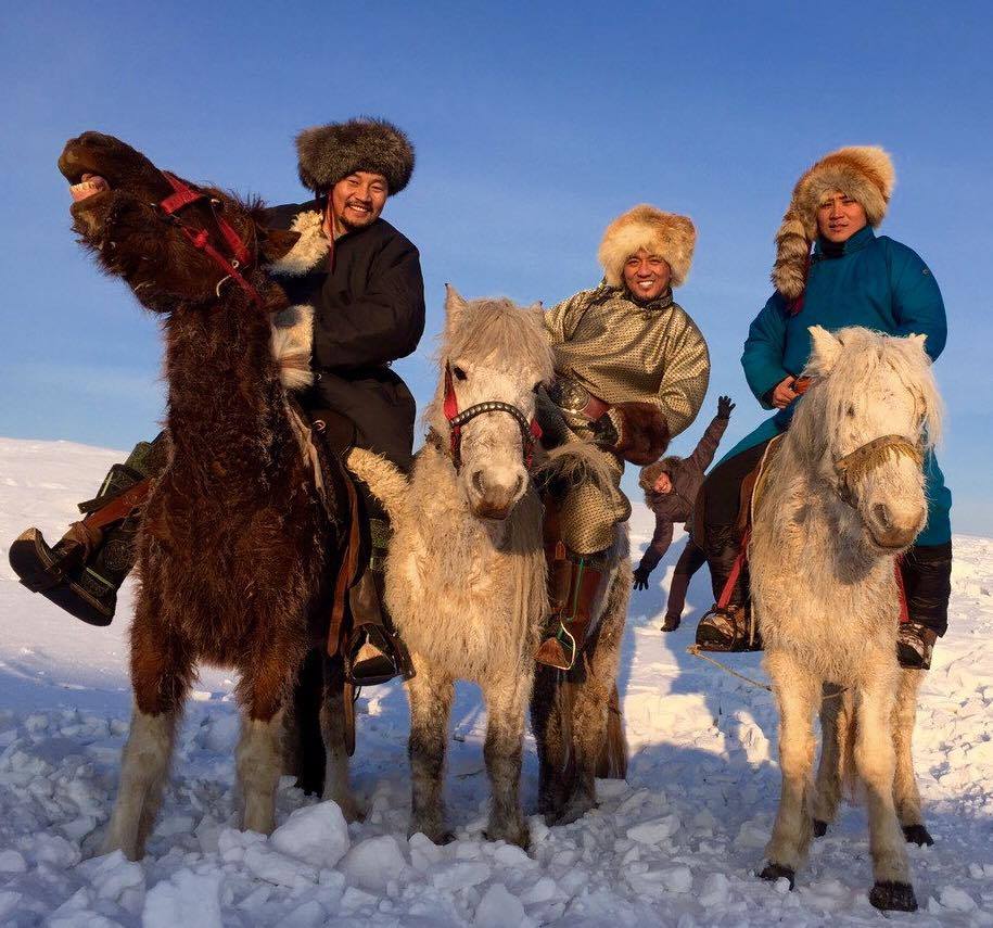 Та нар угаас үхэж байхдаа таарсан “Үхэр монгол” залуус